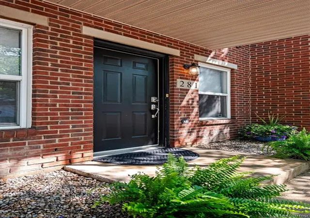 3rd image of 281 E Palmer St #7, Detroit, MI 48202 3823 | MLS# 60995056