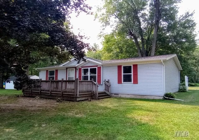 Photo 1 of Single family home for sale at 700 Hayes Rd, Beaverton, MI 48624 | MLS# 50220041 | Listing updated on 2026-09-01