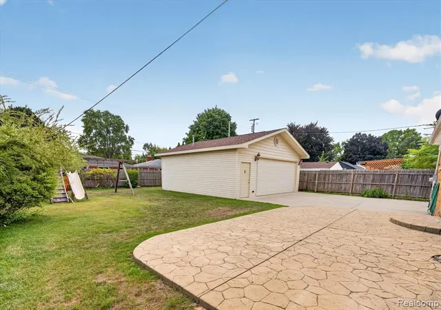 46th image of 8966 Shannon Dr, Sterling Heights, MI 48314 2530 | MLS# 61022095