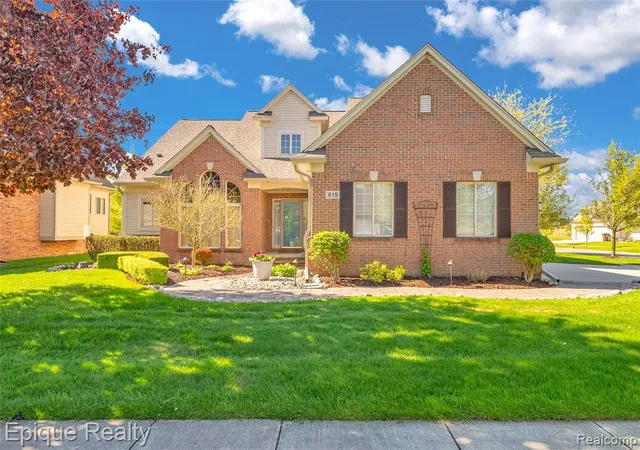 2nd image of 819 Pineridge Ave, Oxford, MI 48371 3597 | MLS# 61023119