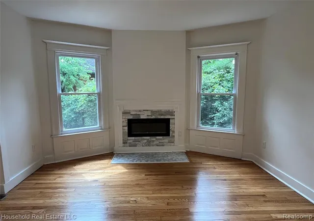 Photo 4 of Single family home for sale at 4440 Commonwealth St, Detroit, MI 48208 2915 | MLS# 61002845 | Listing updated on 2026-10-07
