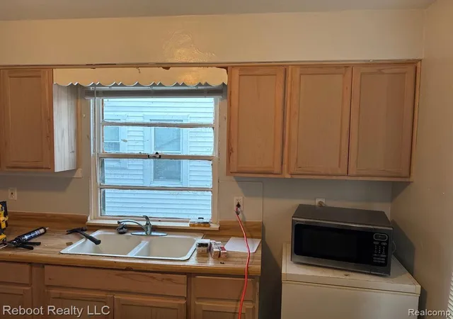Homes for sale in Saginaw, MI | 3104 Roberts St, Saginaw, MI 48601 | MLS# 61001394