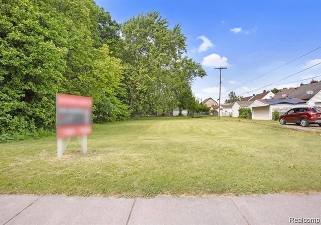 2nd image of 4901 Rosalie St, Dearborn, MI 48126 | MLS# 60932914