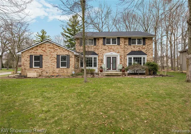 Homes for sale in Commerce Township, MI | 6144 Venice Dr, Commerce Township, MI 48382 | MLS# 60983267
