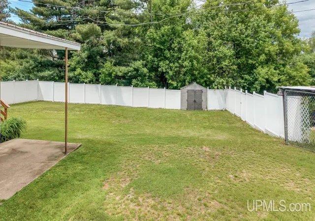 Homes for sale in Kingsford, MI | 216 E Breen Ave, Kingsford, MI 49802 | MLS# 50211791