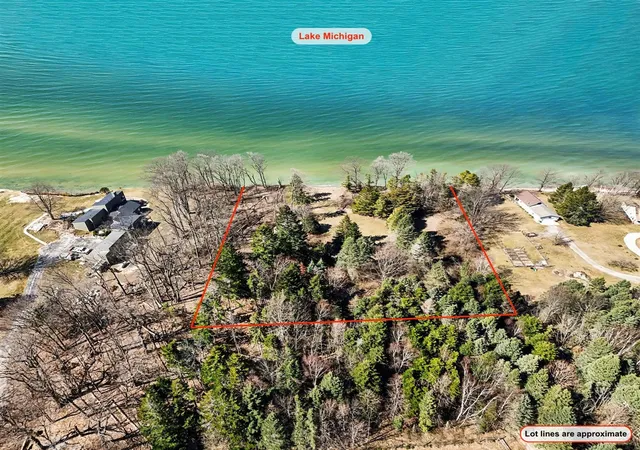 2nd image of 4973 S Lakeshore Dr, Ludington, MI 49431 | MLS# 70525008