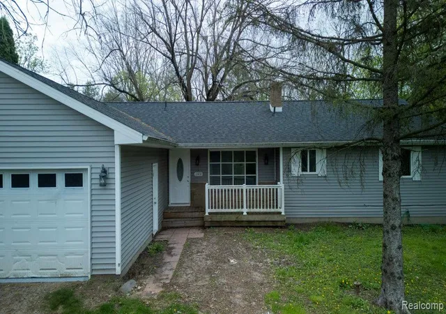 Homes for sale in Clio, MI | 11414 N Lewis Rd, Clio, MI 48420 | MLS# 60990791