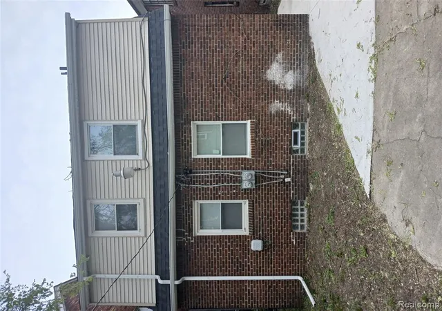 2nd image of 17181 Ohio St, Detroit, MI 48221 | MLS# 60990440
