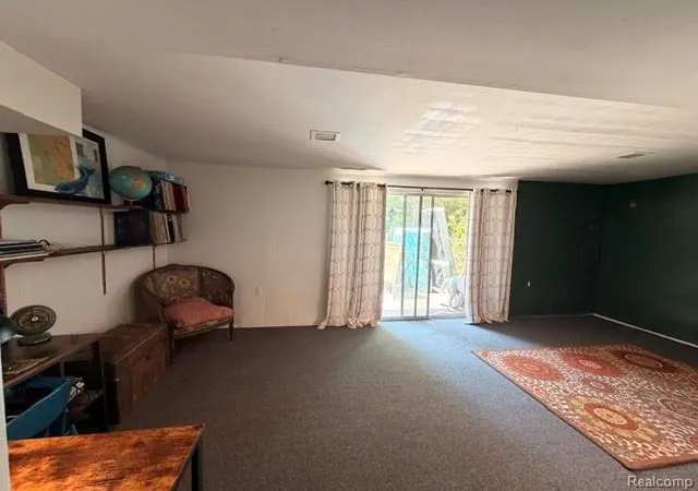 Photo 27 of Sale Pending at 29191 Bannockburn St, Farmington Hills, MI 48334 | MLS# 61019014 | Listing updated on 2026-08-30