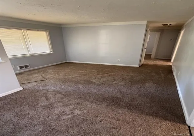 2nd image of 415 Martin Luther King Jr Blvd, Pontiac, MI 48342 | MLS# 61009448