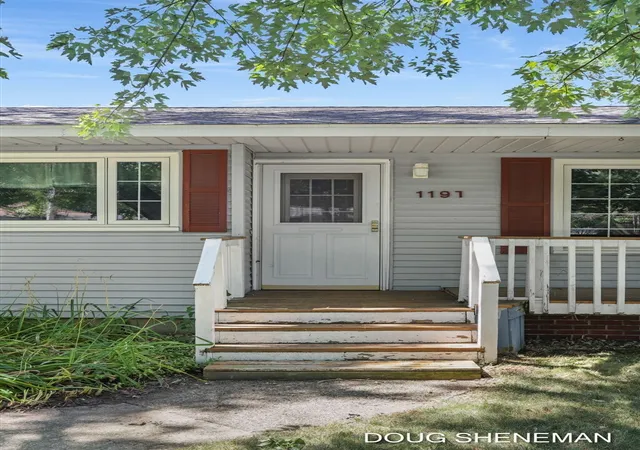 Homes for sale in Jenison, MI | 1197 Beechwood Dr, Jenison, MI 49428 | MLS# 70545498