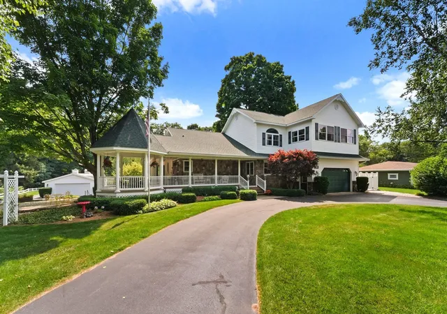 4th image of 5161 Silver Pines Rd, Traverse City, MI 49685 | MLS# 80068558