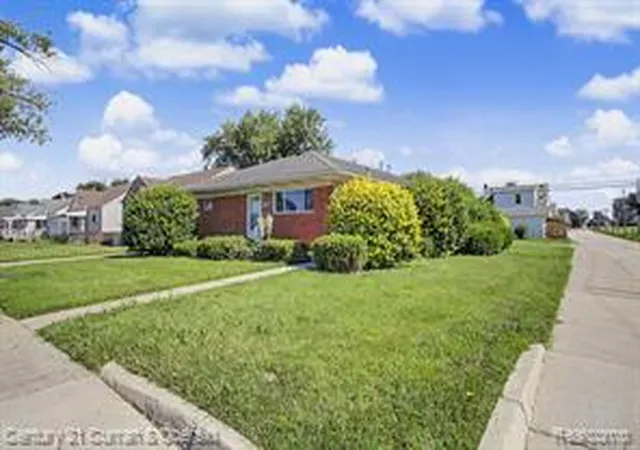 Homes for sale in Lincoln Park, MI | 1504 Mclain Ave, Lincoln Park, MI 48146 | MLS# 61006848