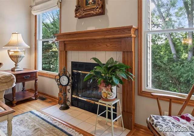 Photo 3 of Sale Pending at 4808 Paramount Dr, Grand Rapids, MI 49525 | MLS# 70553506 | Listing updated on 2026-08-30