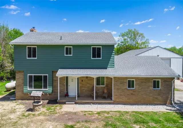 2nd image of 4240 Sheridan Rd, Flushing, MI 48433 | MLS# 60993433