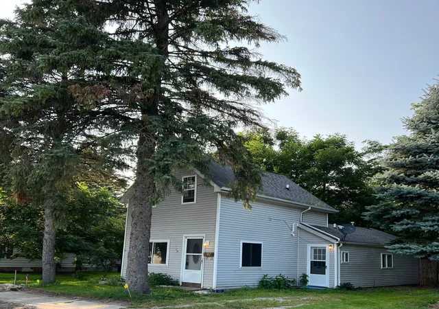2nd image of 149 Ward St, Croswell, MI 48422 | MLS# 60358301