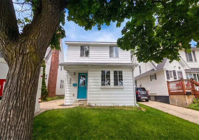 2nd image of 801 Merrill Ave, Lansing, MI 48912 | MLS# 70540253