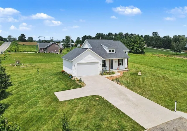 Homes for sale in Dorr, MI | 2599 144Th Ave, Dorr, MI 49323 | MLS# 70543025