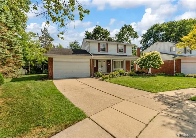 1st image of 1216 Charrington Dr, Troy, MI 48083 | MLS# 61019661