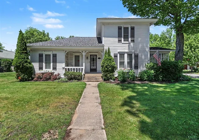 2nd image of 382 E 3rd St, Pentwater, MI 49449 | MLS# 70538899
