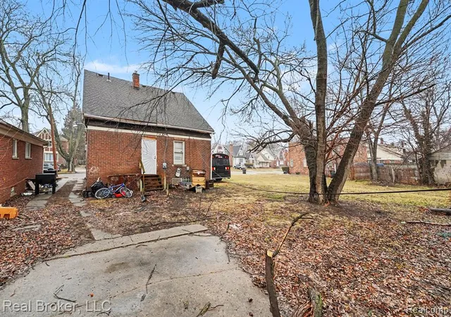 Homes for sale in Detroit, MI | 14848 Lesure St, Detroit, MI 48227 | MLS# 60974368