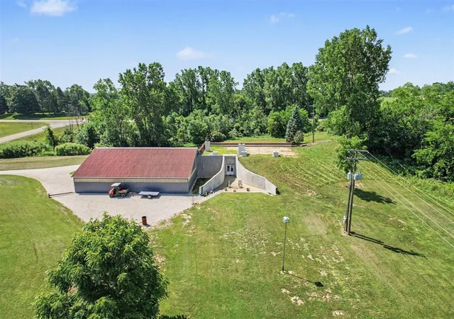 Photo 3 of Single family home for sale at 57 N Mason, Vermontville, MI 49096 | MLS# 70544593 | Listing updated on 2026-08-11