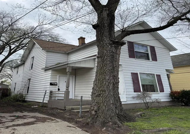 Photo 3 of Multi family home for sale at 939 Prospect Ave, Grand Rapids, MI 49503 | MLS# 70530059 | Listing updated on 2026-09-21