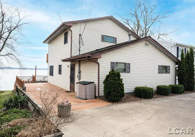 Homes for sale in Manitou Beach, MI | 9900 Devils Lake Hwy, Manitou Beach, MI 49253 | MLS# 50202577