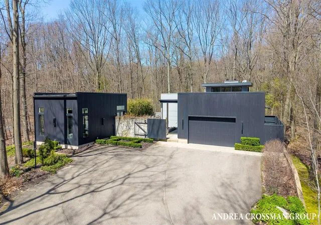 4th image of 6919 Bendemeer Dr, Fennville, MI 49408 | MLS# 70526590