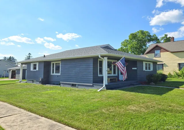 Homes for sale in Norway, MI | 301 Brown St, Norway, MI 49870 | MLS# 50214155