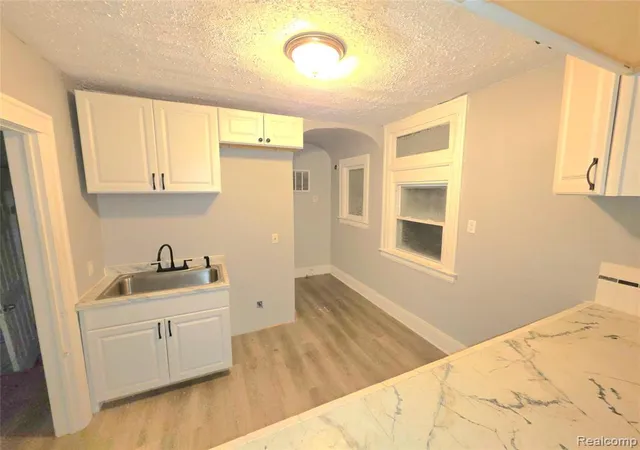 4th image of 15384 Kentucky St, Detroit, MI 48238 | MLS# 60964968