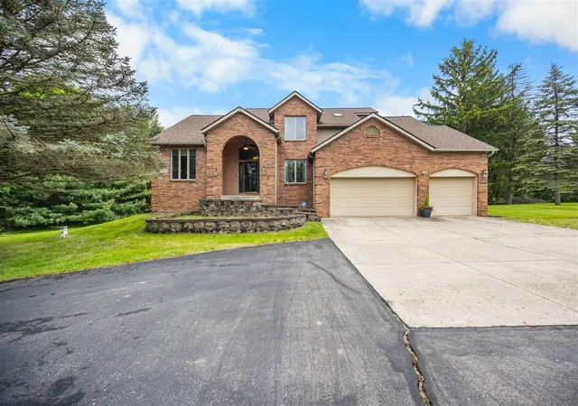 2nd image of 6140 Saline Ann Arbor Rd, Saline, MI 48176 | MLS# 70533365