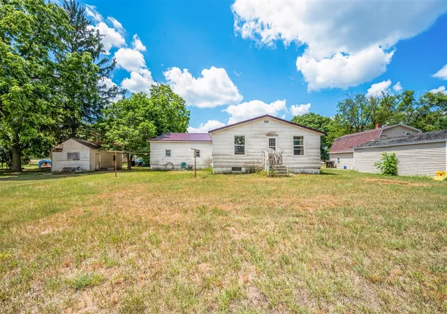 4th image of 1014 Olaf St, Big Rapids, MI 49307 | MLS# 70545074