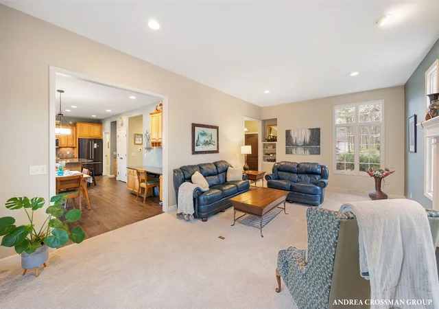4th image of 14887 Riverside Trl, Grand Haven, MI 49417 | MLS# 70527092