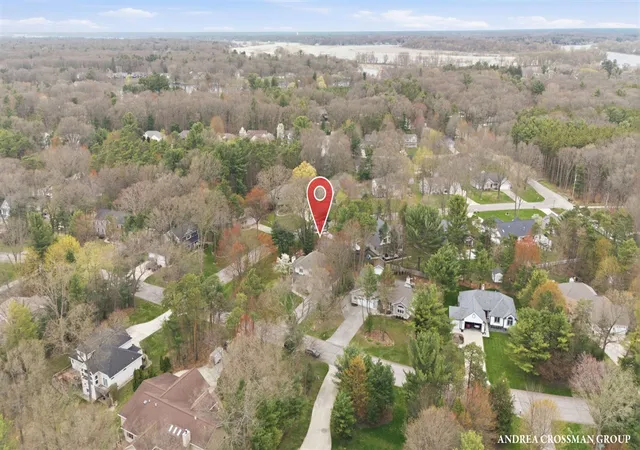 65th image of 14887 Riverside Trl, Grand Haven, MI 49417 | MLS# 70527092