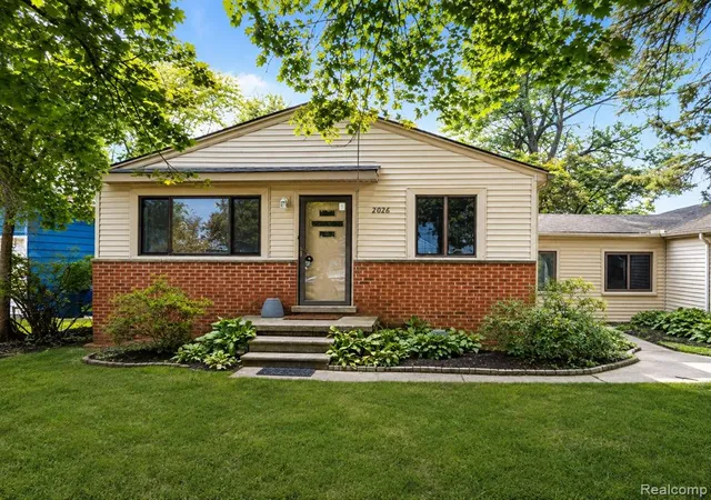 Photo 1 of Single family home for sale at 2026 N Parent St, Westland, MI 48185 | MLS# 61019337 | Listing updated on 2026-08-16