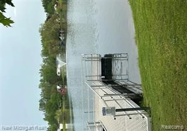 Homes for sale in Shelby Township, MI | 2035 Marmoor Dr, Shelby Township, MI 48317 | MLS# 61008911