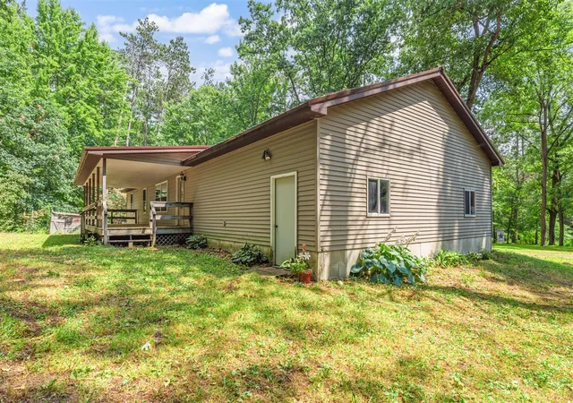 3rd image of 7975 110Th Ave, Evart, MI 49631 | MLS# 70548141