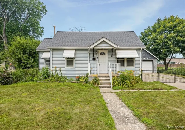 Photo 4 of Single family home for sale at 1759 E Elza Ave, Hazel Park, MI 48030 | MLS# 61012926 | Listing updated on 2026-08-11