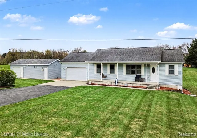 Homes for sale in North Branch, MI | 3861 Five Lakes Rd, North Branch, MI 48461 | MLS# 60988314