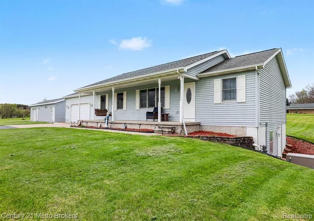 Homes for sale in North Branch, MI | 3861 Five Lakes Rd, North Branch, MI 48461 | MLS# 60988314
