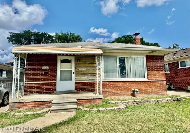 1st image of 8051 Marian St, Warren, MI 48093 2731 | MLS# 61024071