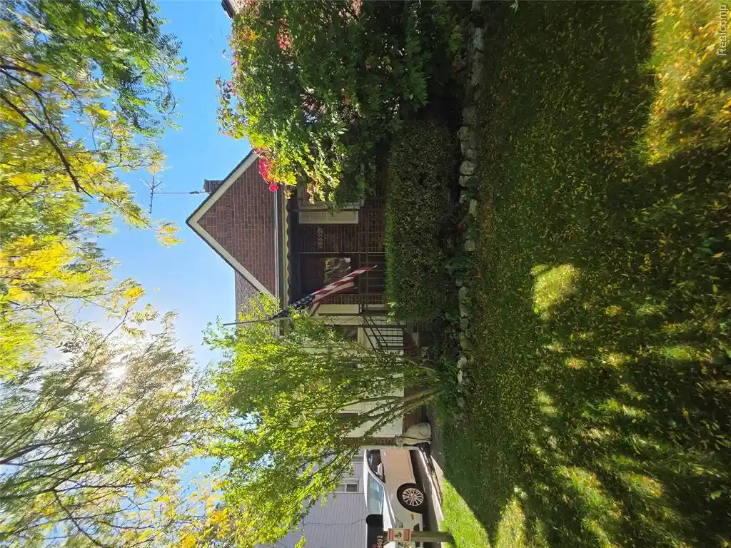 Photo 1 of Single family home for sale at 19692 Roscommon St, Harper Woods, MI 48225 2252 | MLS# 61041593 | Listing updated on 2026-10-24