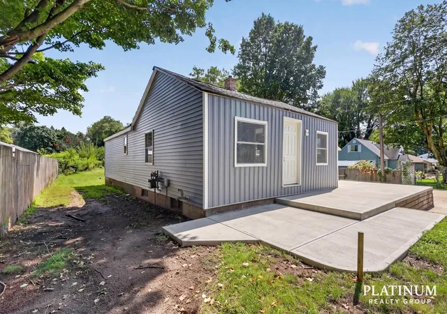 image of 9106 Byron Center Ave, Byron Center, MI 49315 | MLS# 70553204