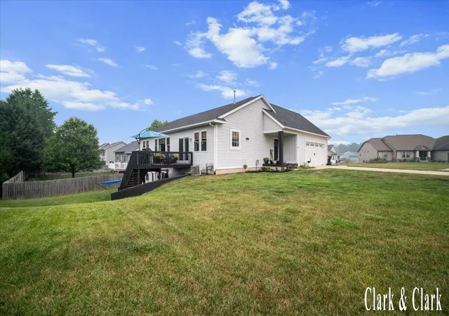 Photo 3 of Sale Pending at 3155 Sandy Dr, Grandville, MI 49418 | MLS# 70546799 | Listing updated on 2026-08-28