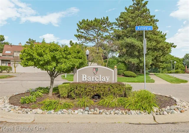 39th image of 732 Hamilton Ct, Rochester Hills, MI 48307 4536 | MLS# 61022831