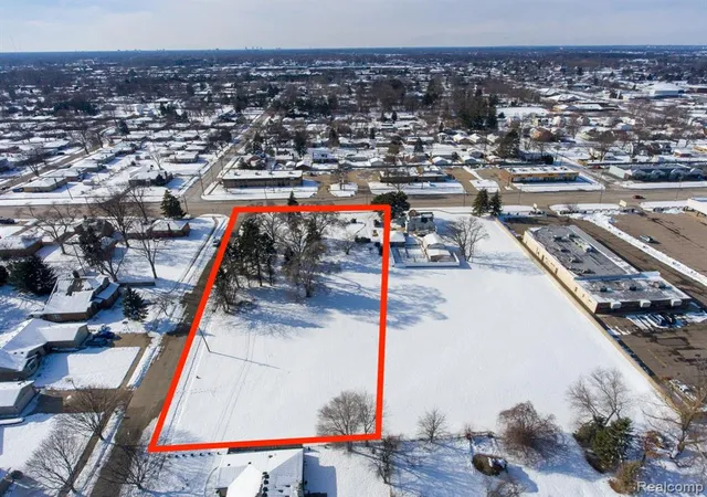 Homes for sale in Warren, MI | 28530 Ryan Rd, Warren, MI 48092 | MLS# 60188621