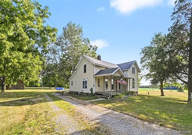 Photo 2 of Sale Pending at 4815 Lytle Rd, Corunna, MI 48817 | MLS# 61014891 | Listing updated on 2026-08-23