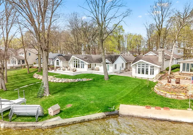 3rd image of 14152 Iyopawa Island Rd, Coldwater, MI 49036 | MLS# 70525809