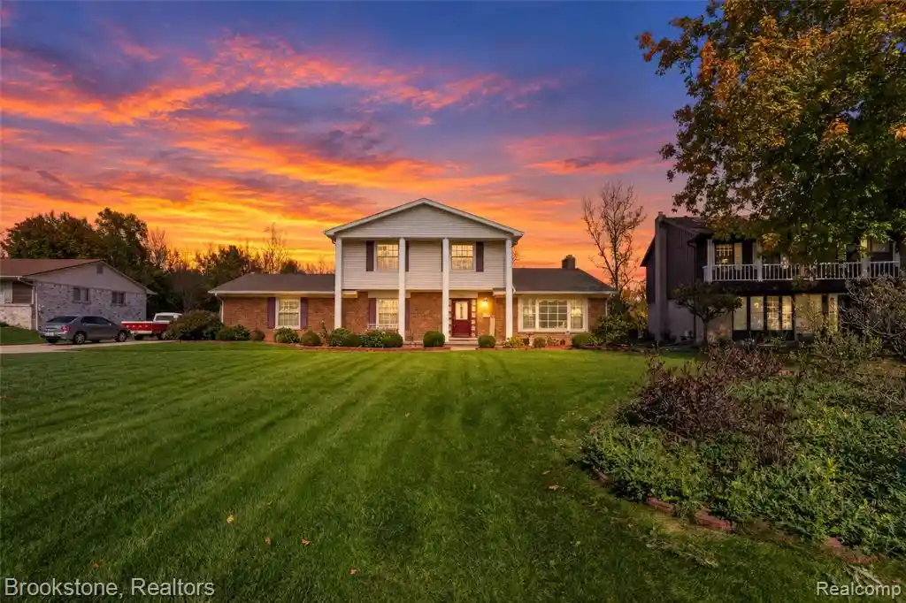 Photo 1 of Single family home for sale at 471 Boutell Dr, Grand Blanc, MI 48439 | MLS# 61040011 | Listing updated on 2026-10-27